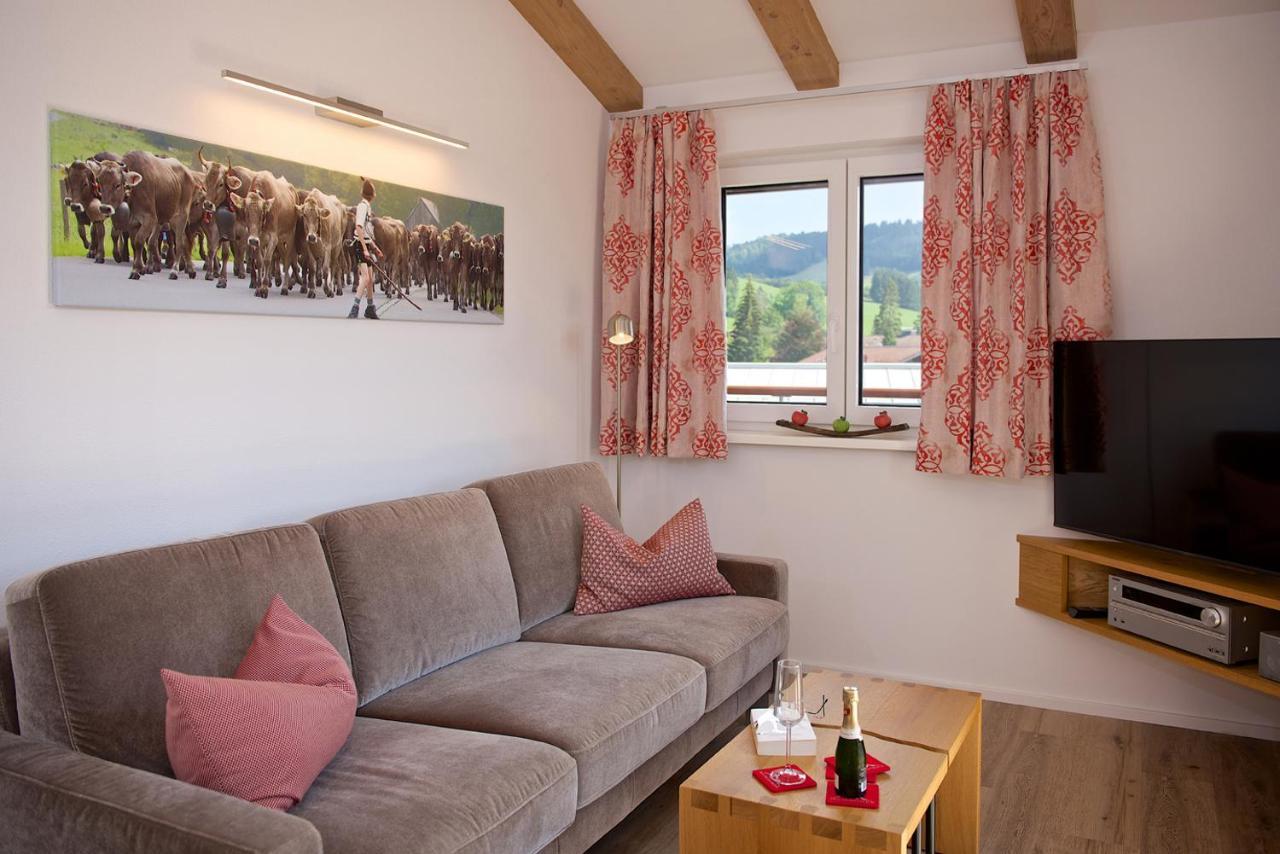 אוברשטאופן 5 Sterne Ferienwohnung Hochgratblick Mit Schwimmbad Und Sauna מראה חיצוני תמונה